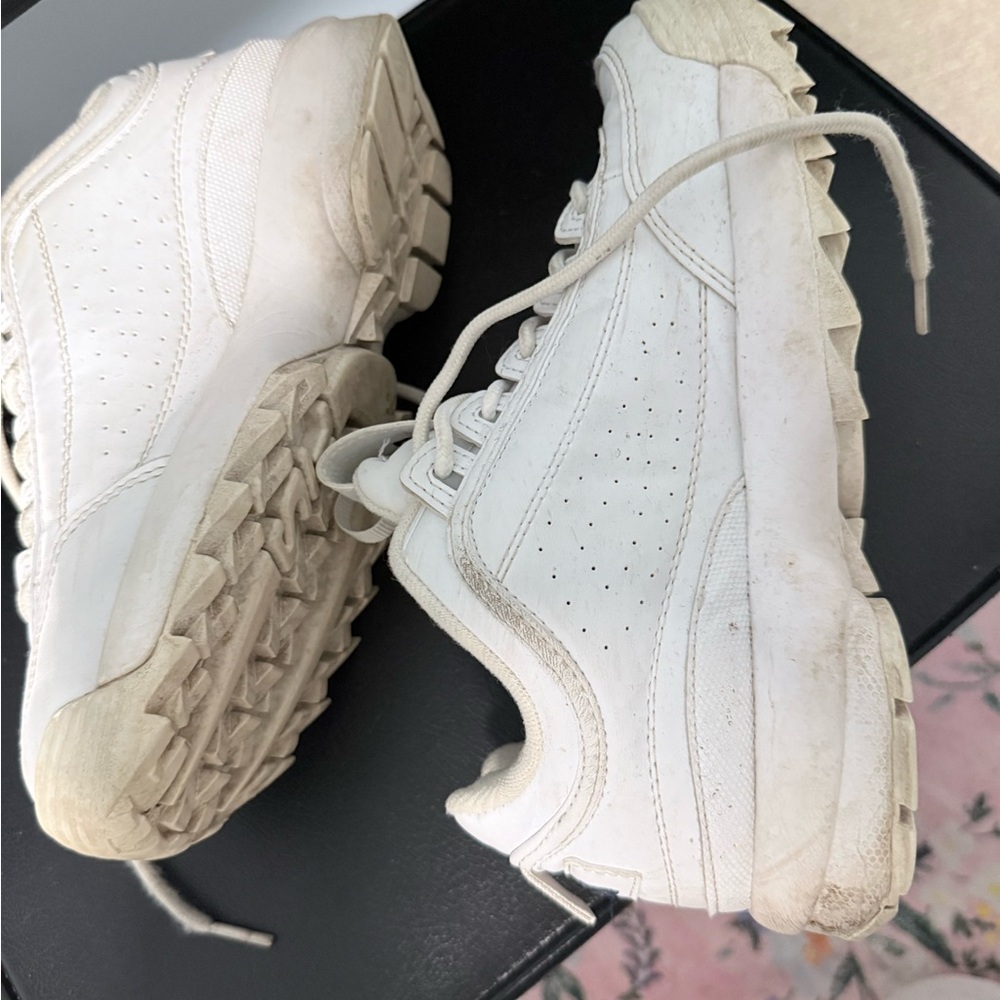 Fila White Athletic Shoes - Picture 4 of 5